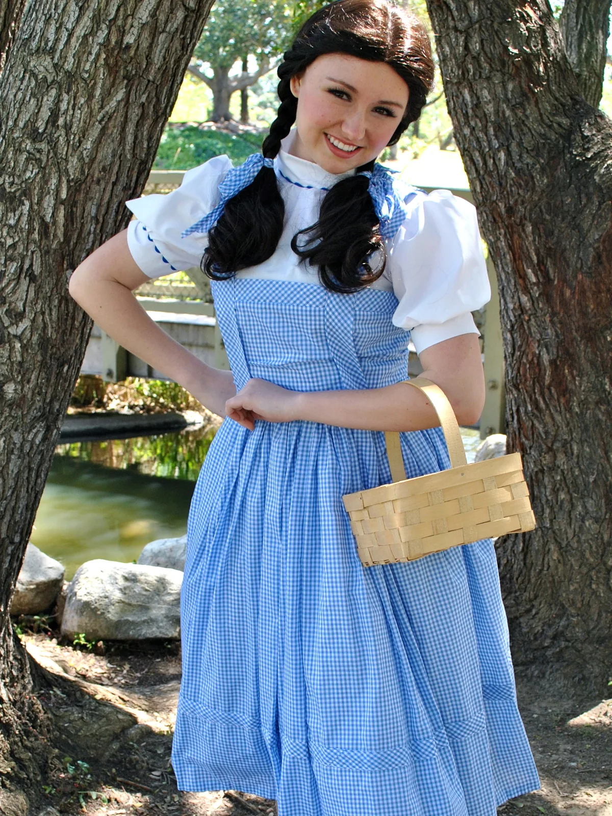 Dorothy Gale party character in Philadelphia